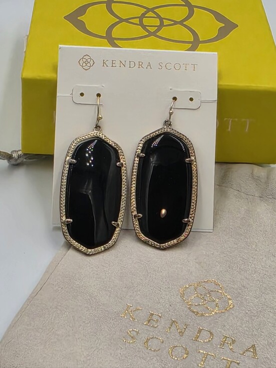 Kendra Scott Jewelry - Kendra Scott Danielle Black and Gold Drop Earrings
